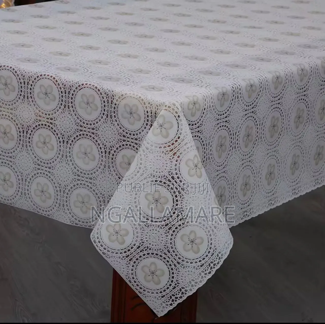 Nappe en Toile