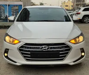 Hyundai Avante 2017 Blanc
