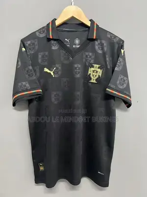 Maillots Portugal Noir CDM 26 Disponible