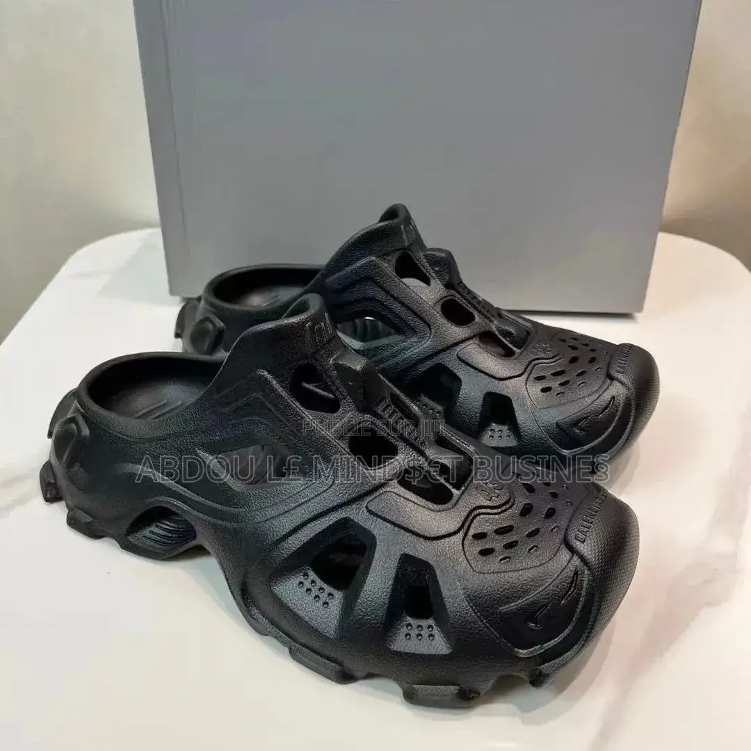 Crocs Balenciaga Disponible
