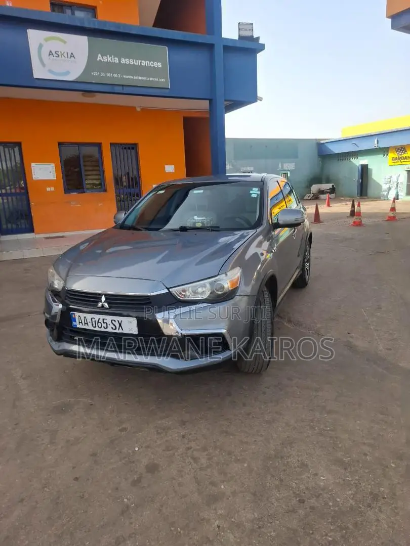 Mitsubishi RVR 2017 Gris