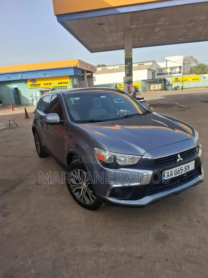 Mitsubishi RVR 2017 Gris
