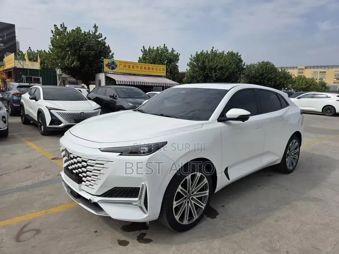 Changan UNI-K 2021 Blanc