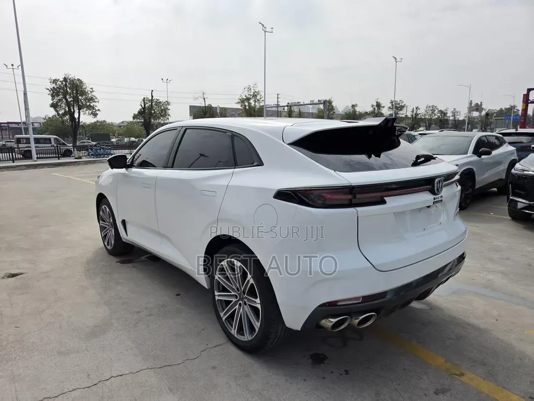 Changan UNI-K 2021 Blanc