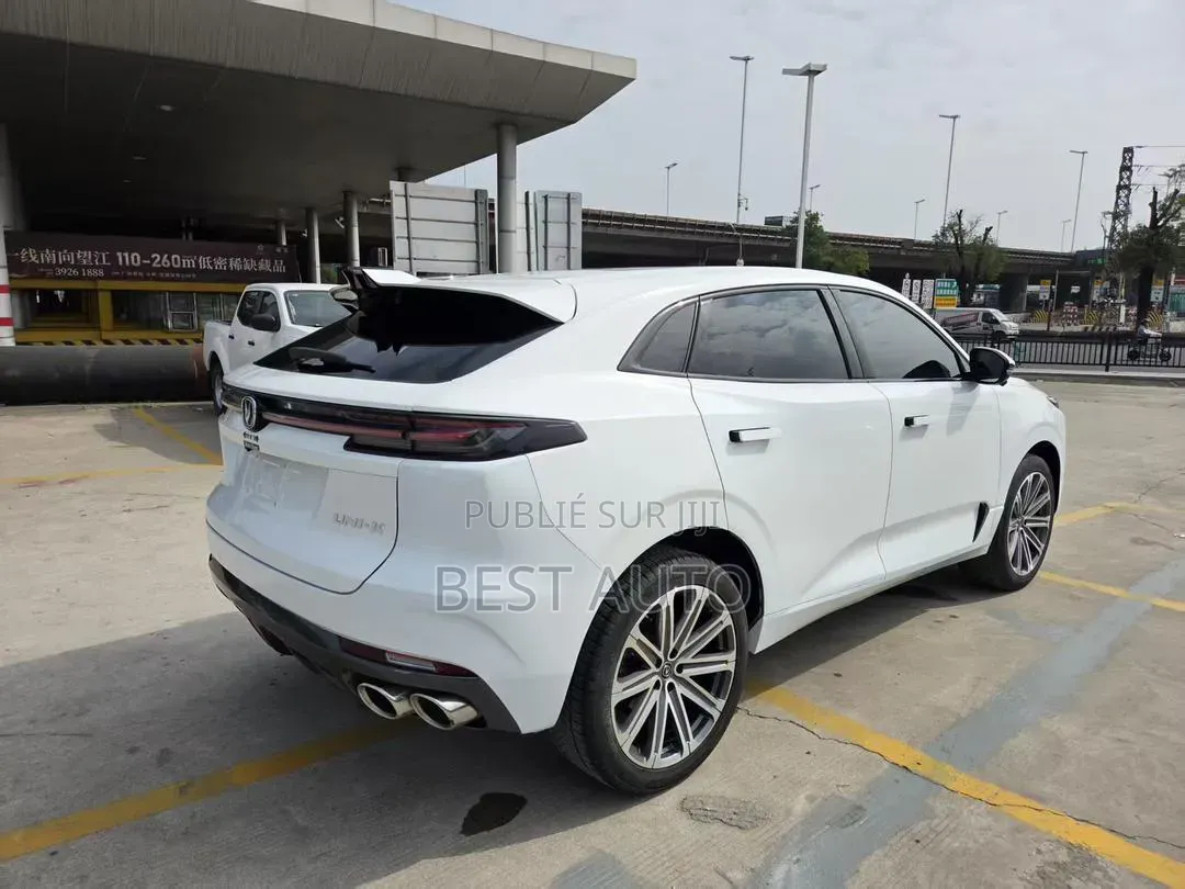 Changan UNI-K 2021 Blanc