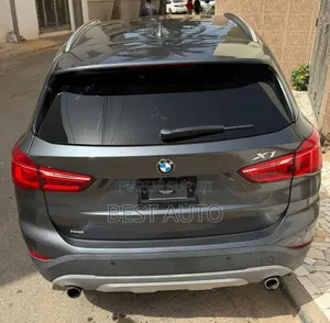 BMW X1 xDrive28i AWD 2016 Noir