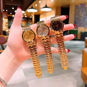 Montre Femme Trés Classe Et Élégante