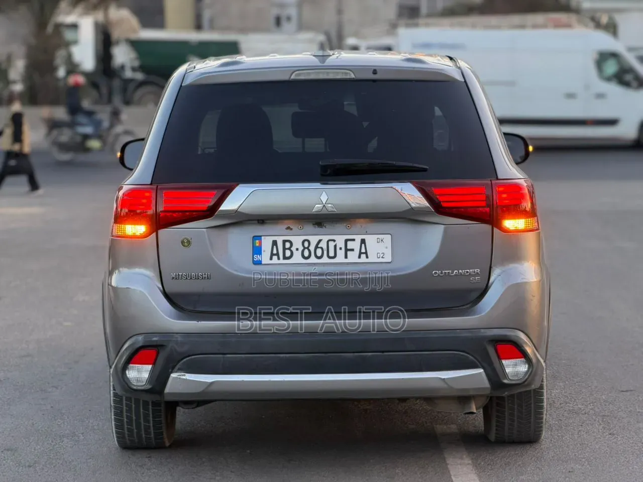 Mitsubishi Outlander 2019 Gris