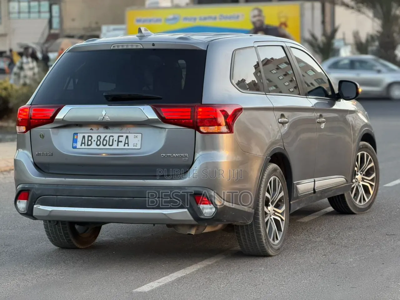 Mitsubishi Outlander 2019 Gris