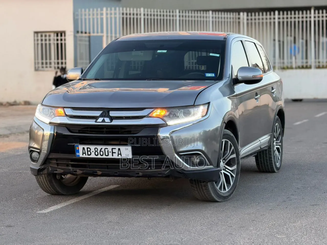 Mitsubishi Outlander 2019 Gris