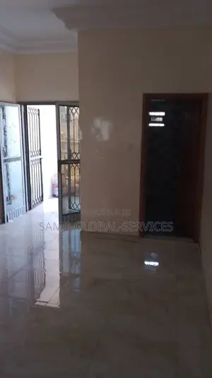 5chbre Appartement dans Appartement, Yoff à Louer