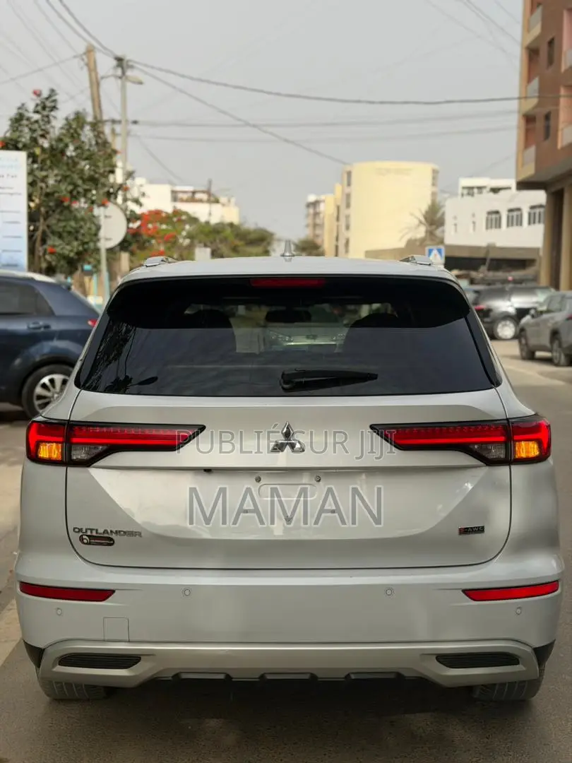 Mitsubishi Outlander 2022 Blanc