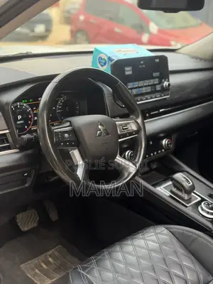 Mitsubishi Outlander 2022 Blanc