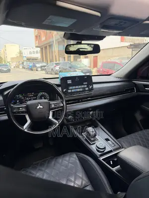 Mitsubishi Outlander 2022 Blanc