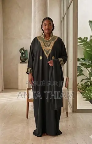 Abaya Col Broderie