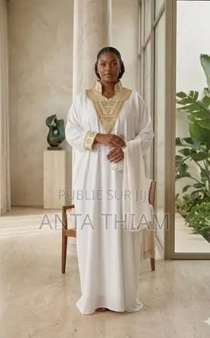 Abaya Col Broderie