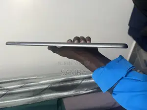 Apple iPad 10.2 (2021) 64 GB Argenté