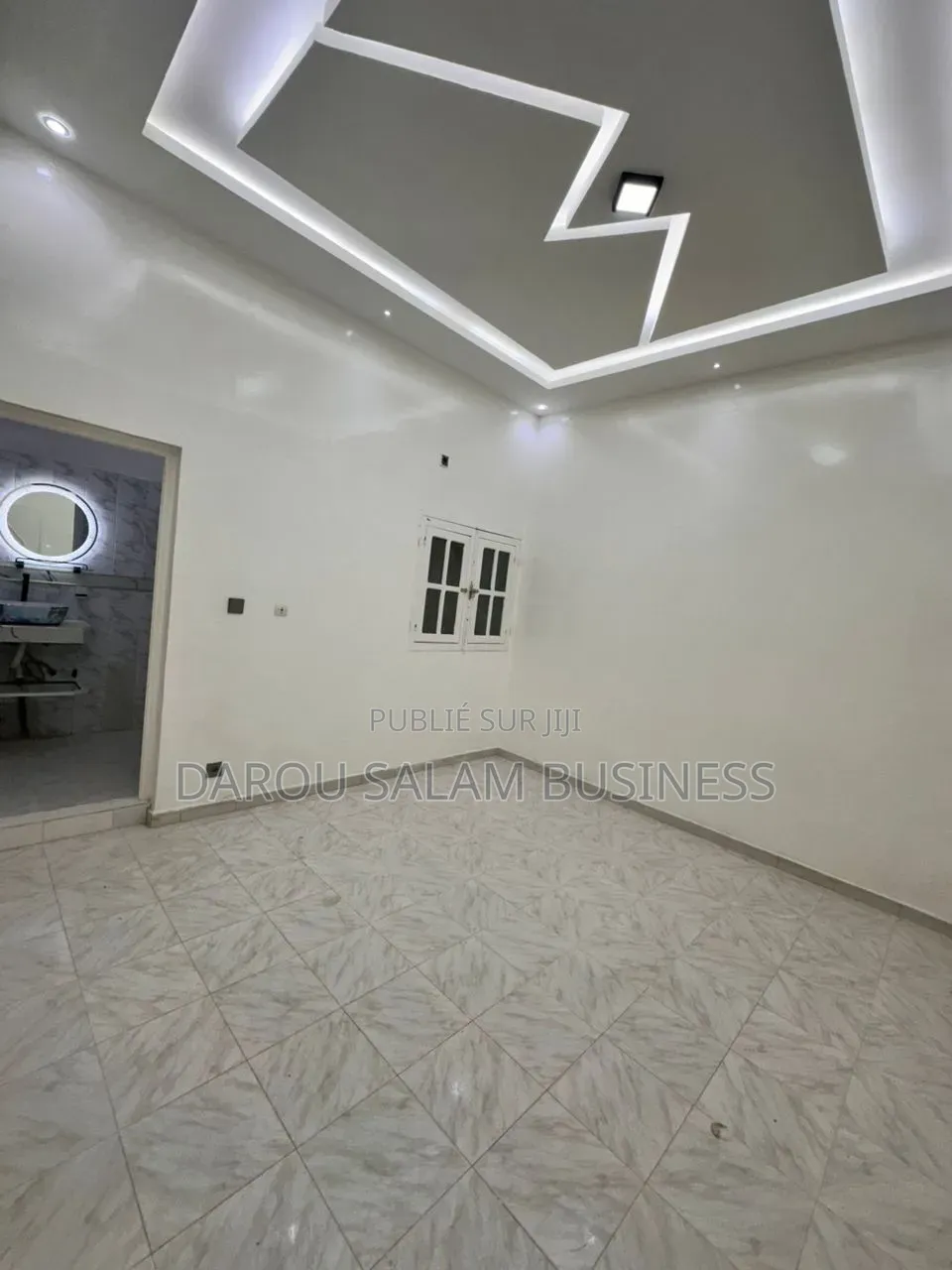 3chbre Appartement dans Patte D'Oie, Yoff à Louer