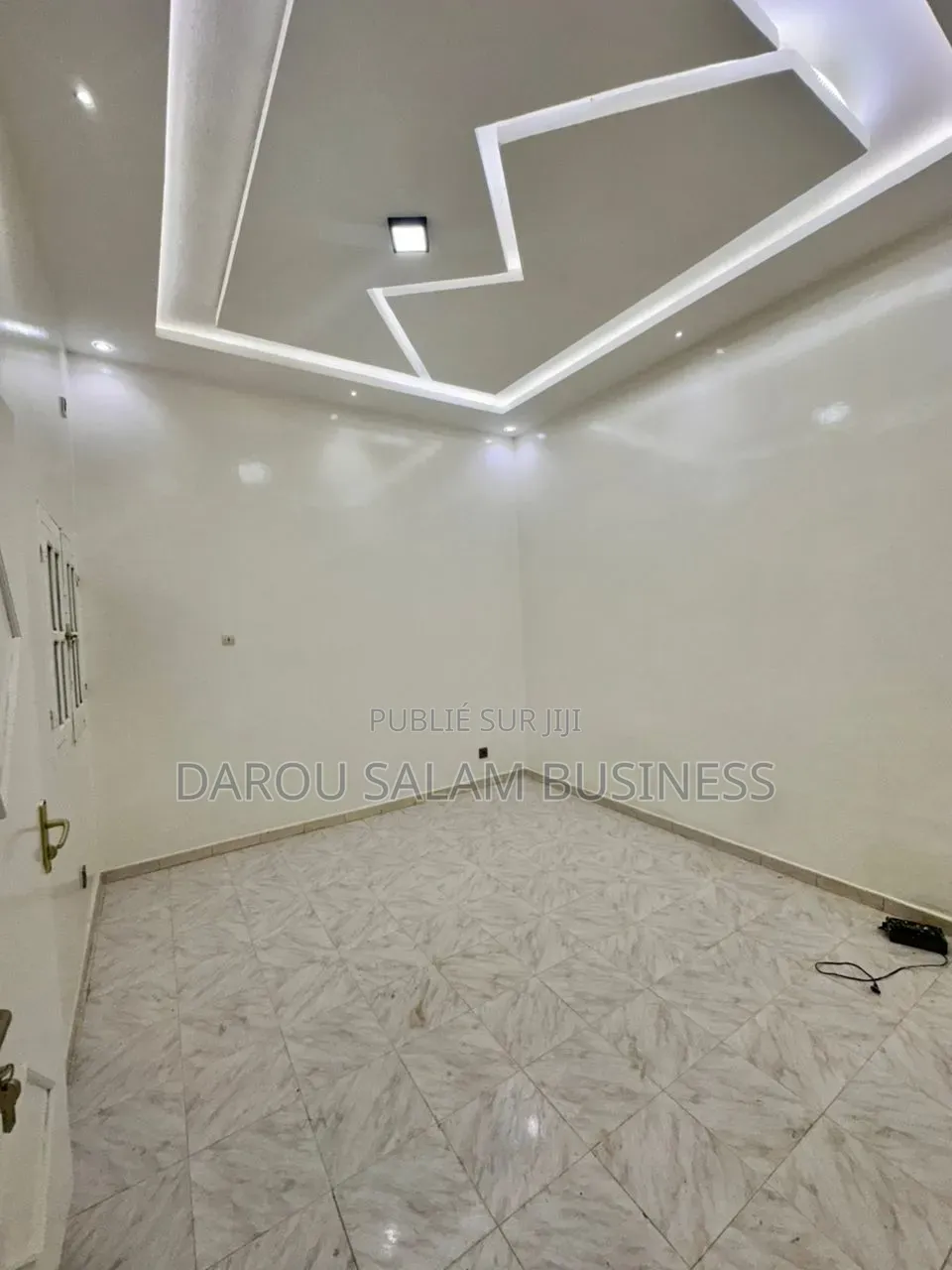 3chbre Appartement dans Patte D'Oie, Yoff à Louer