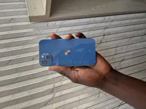 Apple iPhone 13 128 GB Bleu
