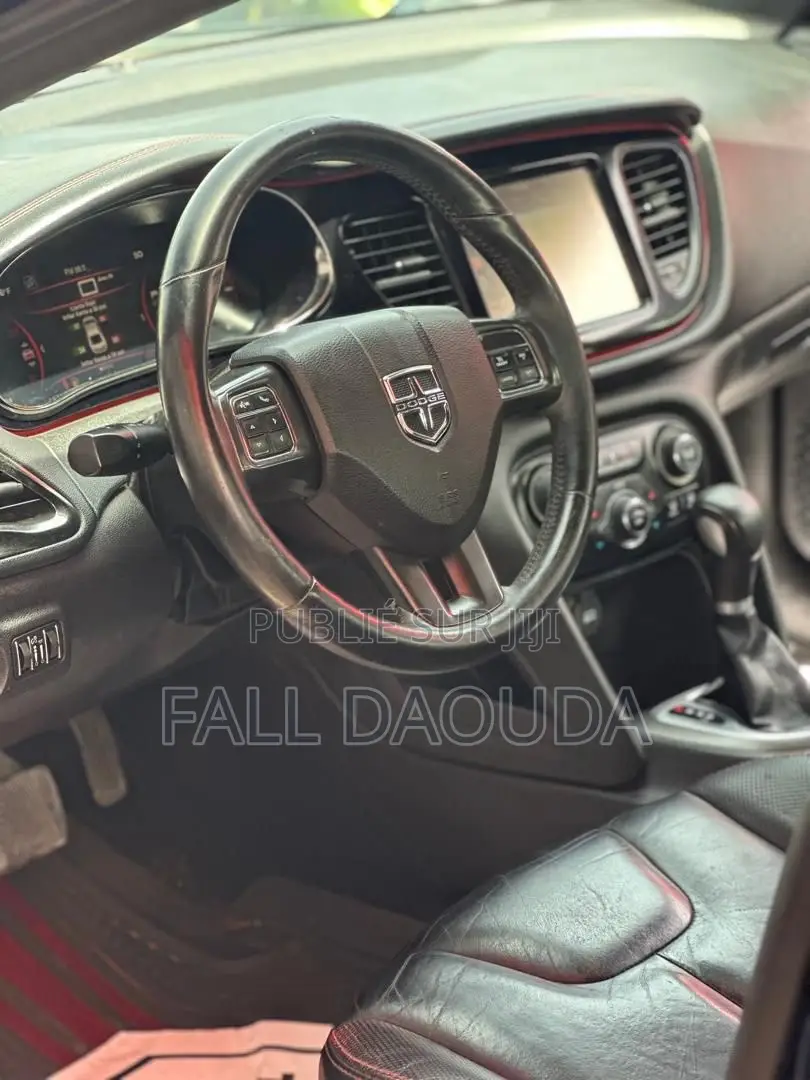 Dodge Dart 2016 Noir
