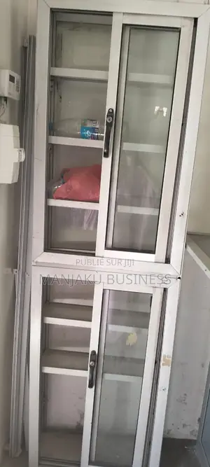 Etagères en Aluminium À Vendre