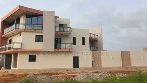 5chbre Villa dans , Almadies à Louer