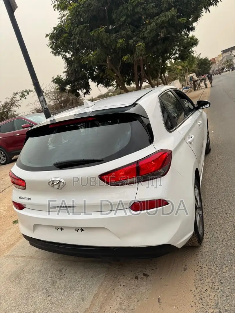 Hyundai Elantra 2018 Blanc