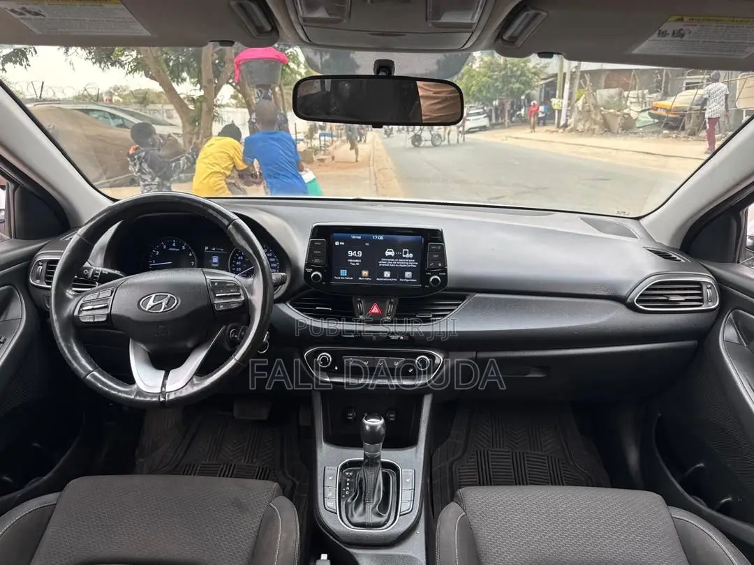Hyundai Elantra 2018 Blanc