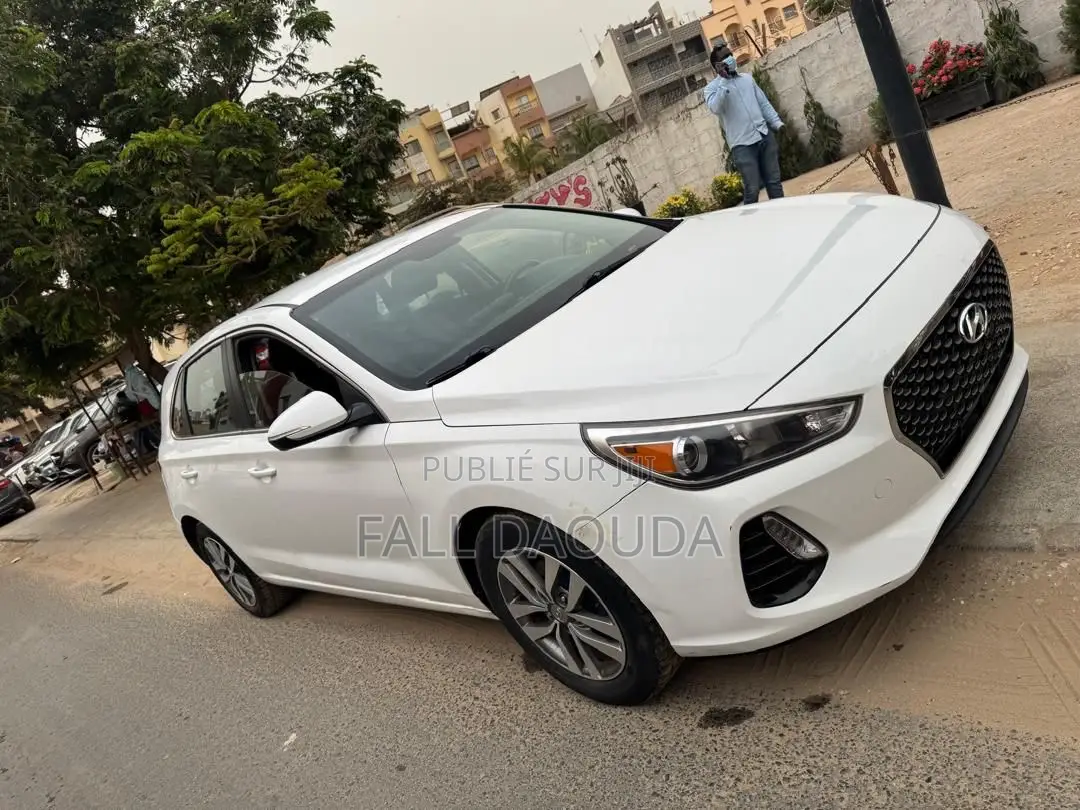Hyundai Elantra 2018 Blanc