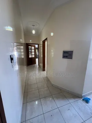 2chbre Appartement dans , Sicap-Liberté à Louer