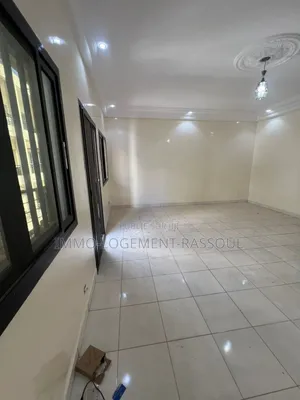 2chbre Appartement dans , Sicap-Liberté à Louer