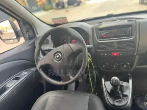 Opel Combo 2017 Blanc