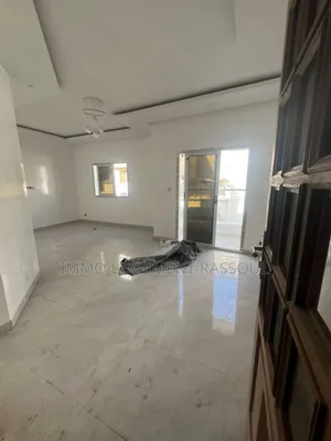 2chbre Appartement dans , Sicap-Liberté à Louer