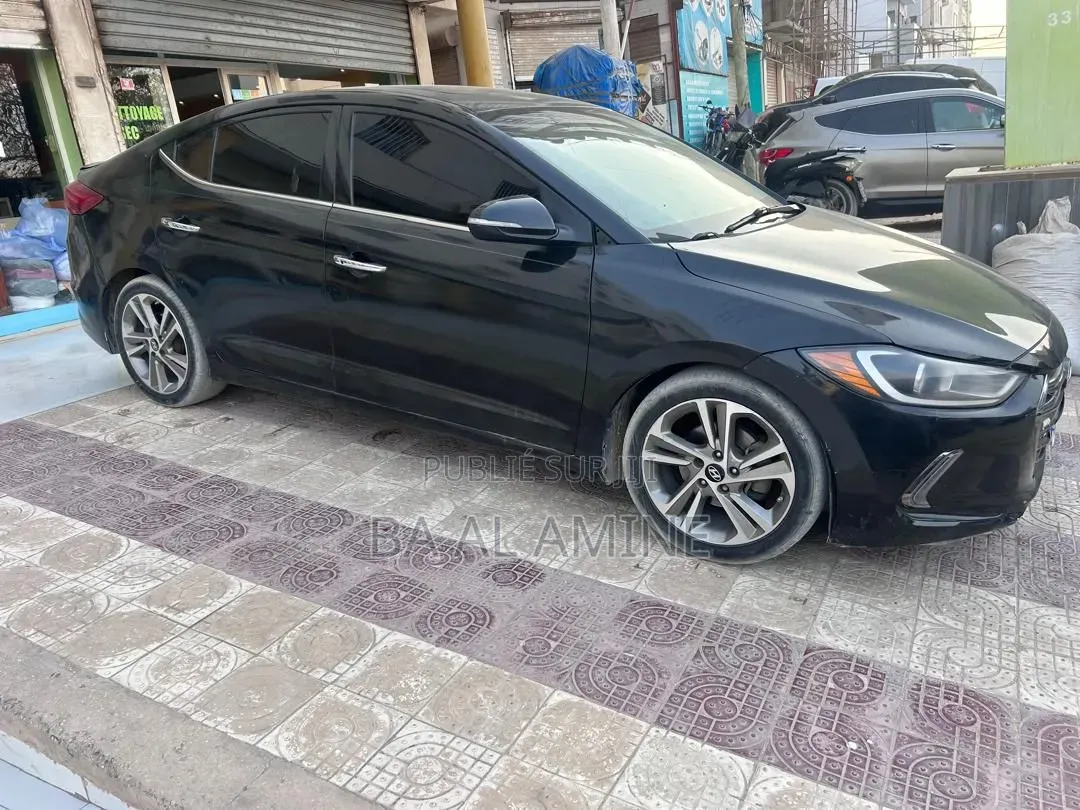 Hyundai Elantra 2017 Noir