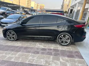 Hyundai Elantra 2017 Noir