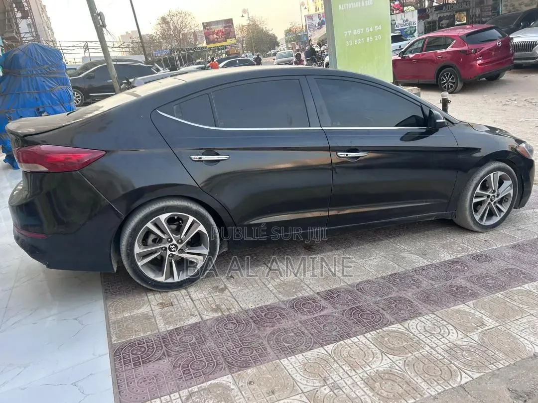 Hyundai Elantra 2017 Noir