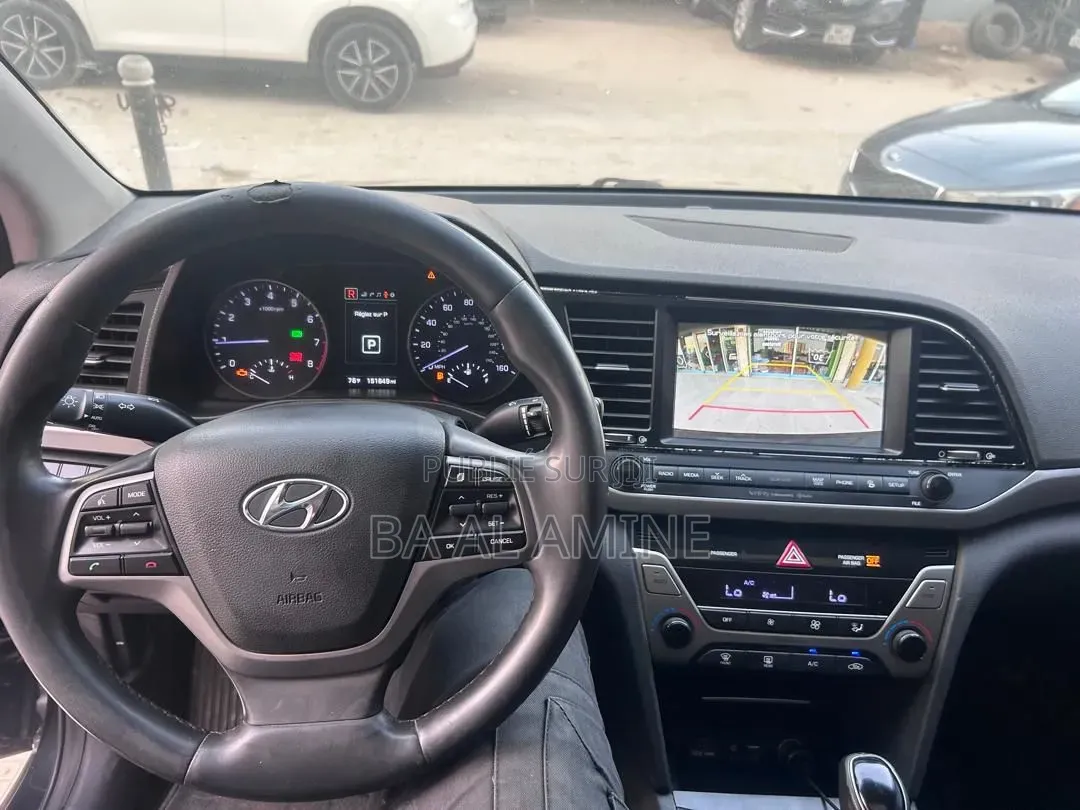 Hyundai Elantra 2017 Noir