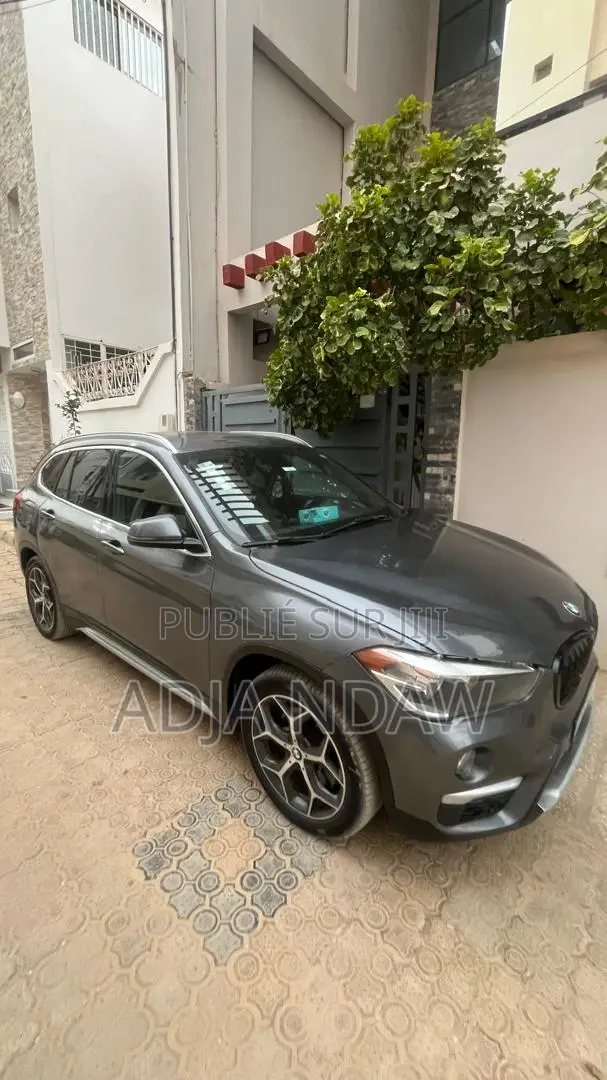 BMW X1 xDrive28i AWD 2018 Gris