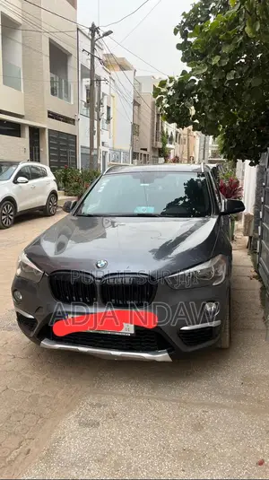 BMW X1 xDrive28i AWD 2018 Gris