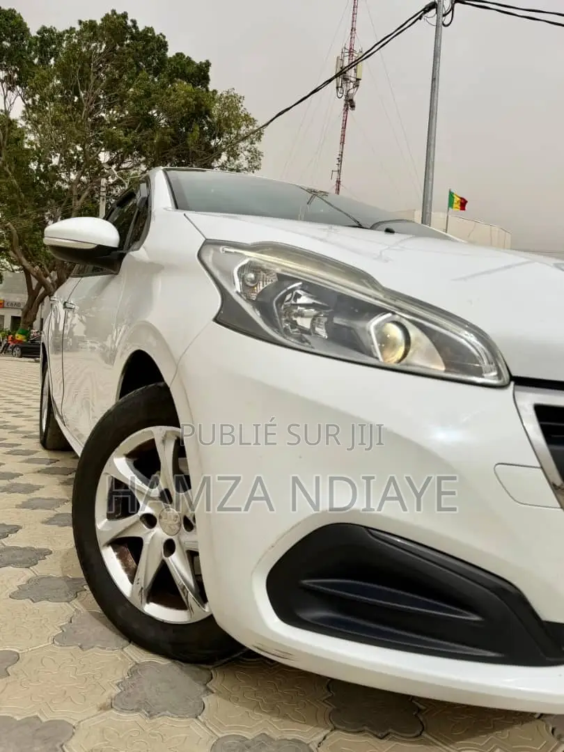 Peugeot 208 2016 Blanc
