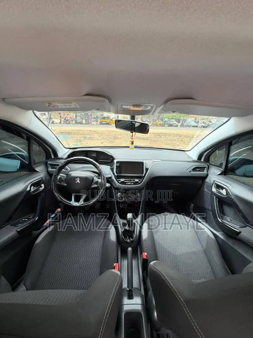 Peugeot 208 2016 Blanc