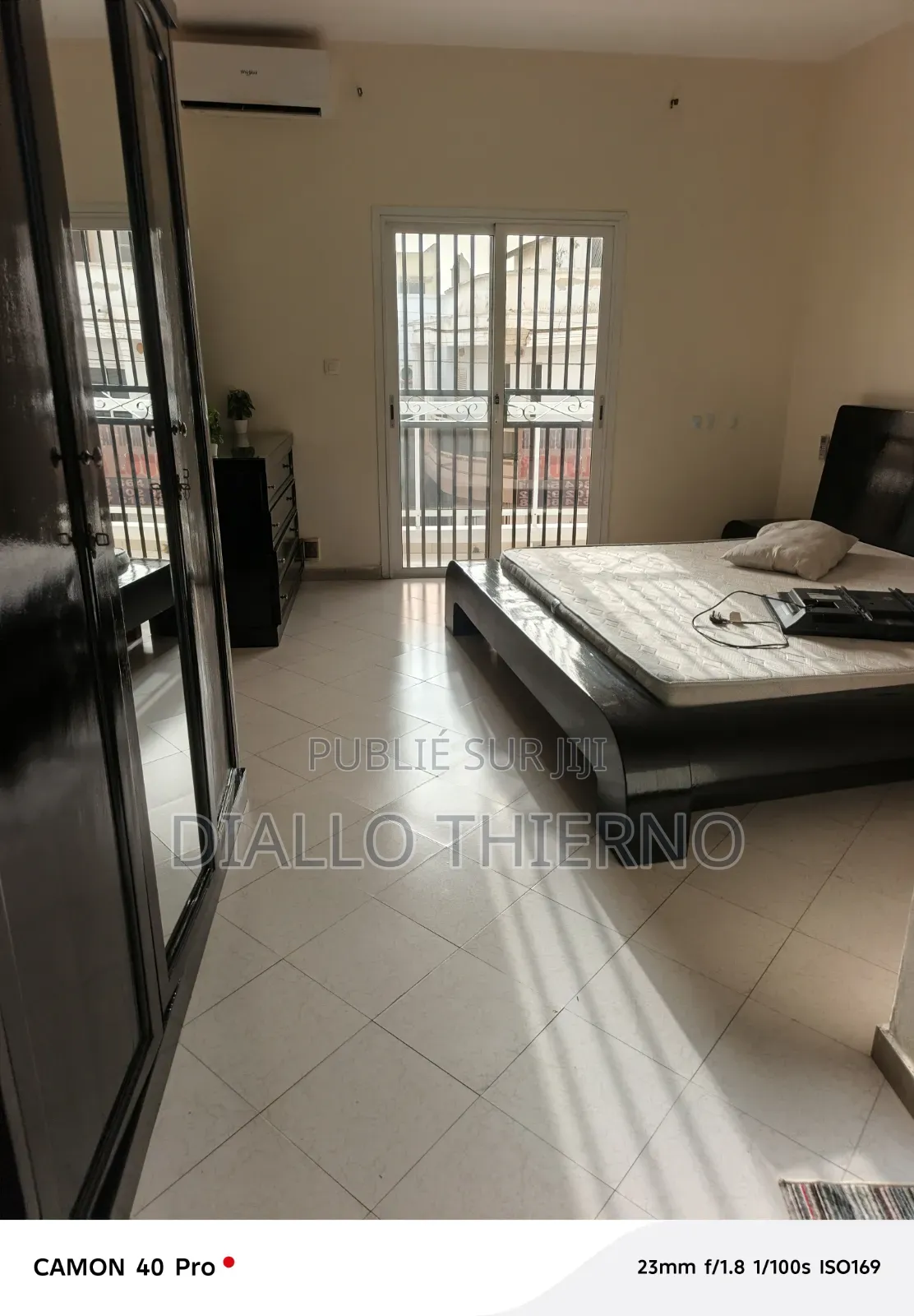 Meublé 2chbre Appartement dans Immeuble Le Jardin, Almadies à Louer