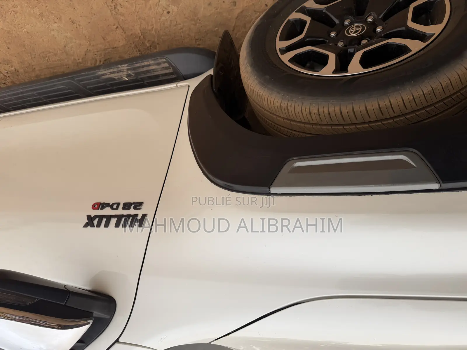 Toyota Hilux Revo Double Cab Deisel 2.8 AWD 2021 Blanc cassé