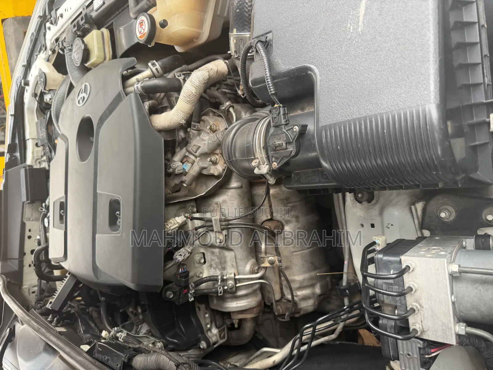 Toyota Hilux Revo Double Cab Deisel 2.8 AWD 2021 Blanc cassé