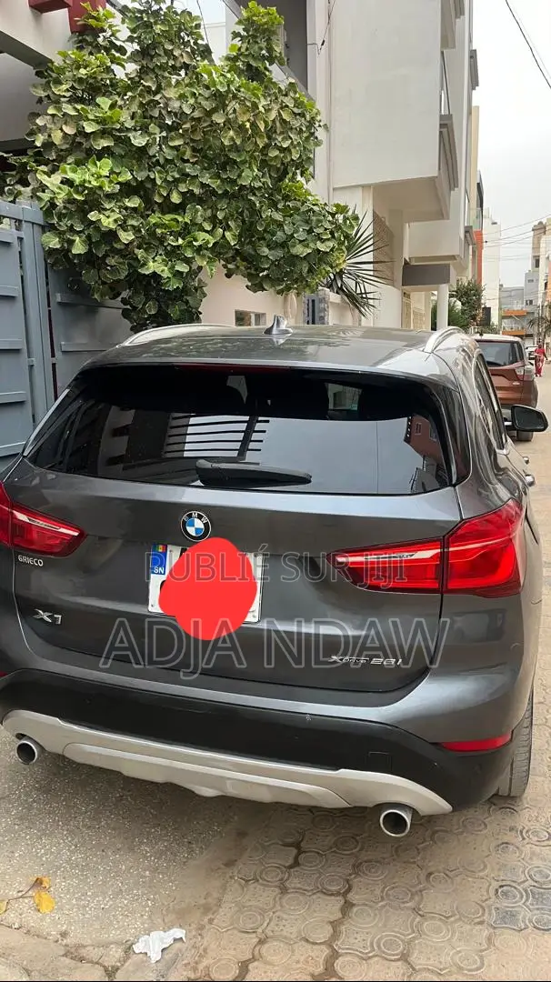BMW X1 xDrive28i AWD 2018 Gris