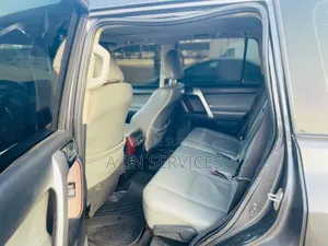 Toyota Land Cruiser Prado 2014 Gris