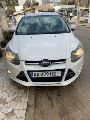 Ford Focus 2014 Blanc