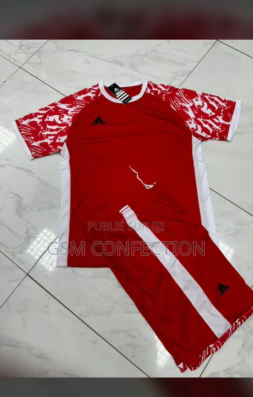 Des Maillots De Sport