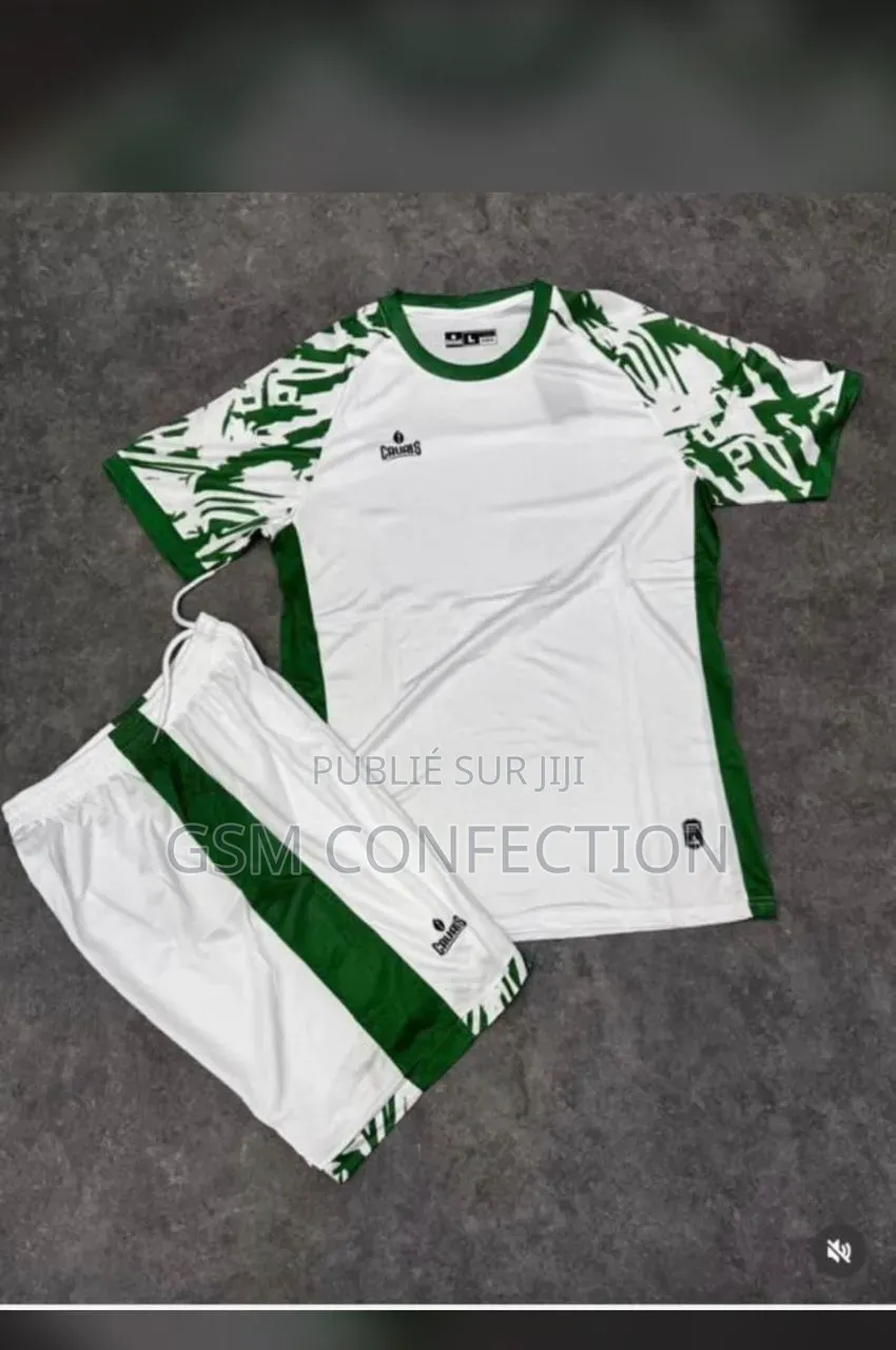 Des Maillots De Sport